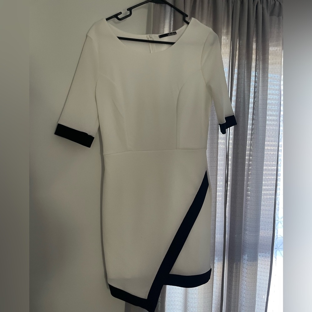 Women’s White Dress